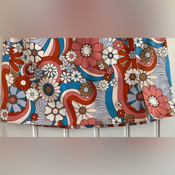 Art Class NWT Pink Floral Skirt - Picture 4 of 12